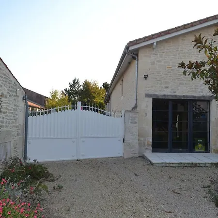 Maison Avec Sauna Piscine Villa La Charriere